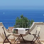 ベッド・アンド・ブレックファスト La Del Faro