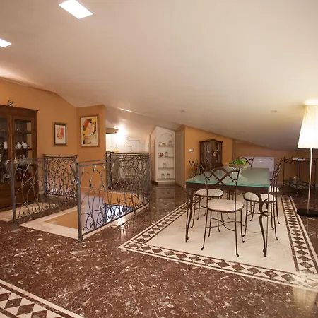 B&B La Del Faro 스칼레아