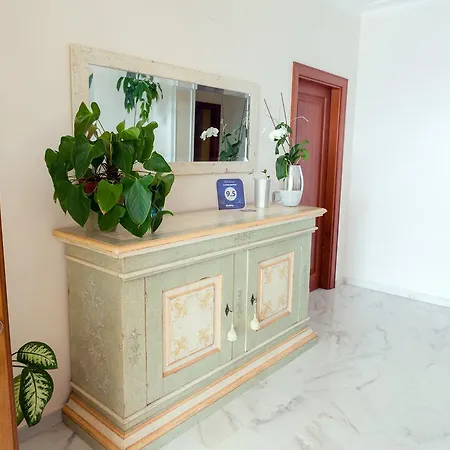 B&B La Del Faro 스칼레아