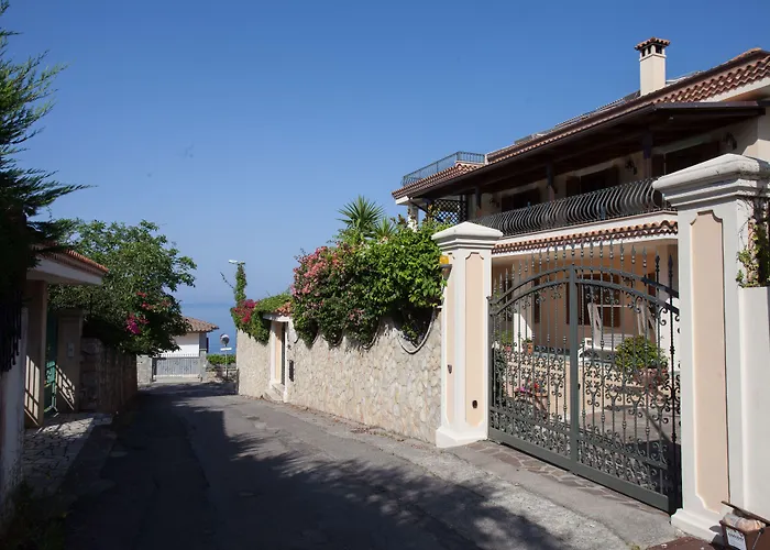 La Del Faro 4* Scalea