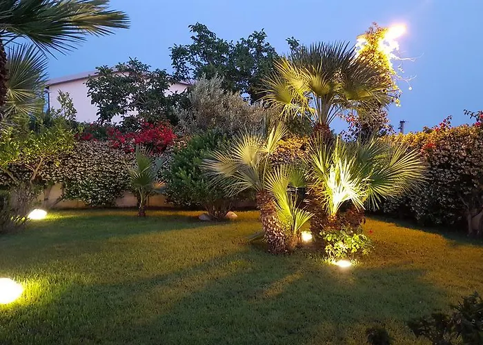 Bed & Breakfast La Del Faro 4*