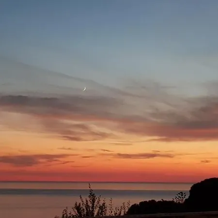 Bed & Breakfast La Del Faro Scalea