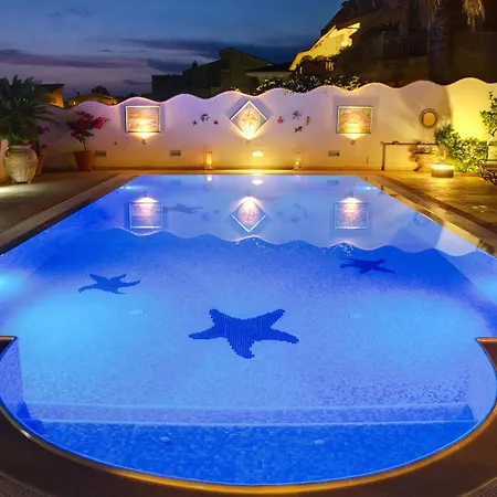 Bed & Breakfast La Del Faro 3*