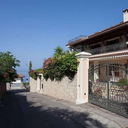 La Del Faro 4* Scalea