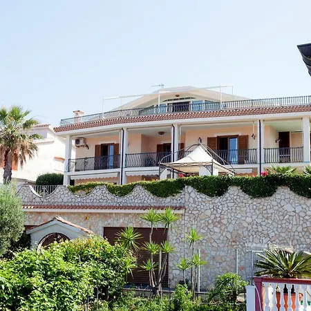 La Del Faro Scalea