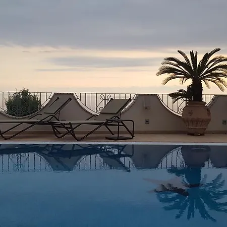 La Del Faro Bed & Breakfast Scalea