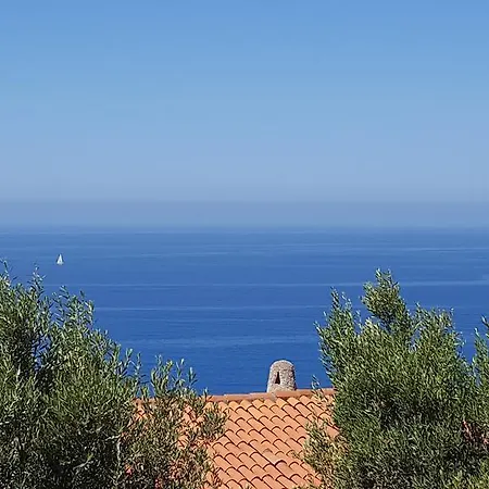 La Del Faro Bed & Breakfast