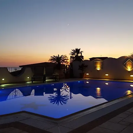 La Del Faro Bed & Breakfast
