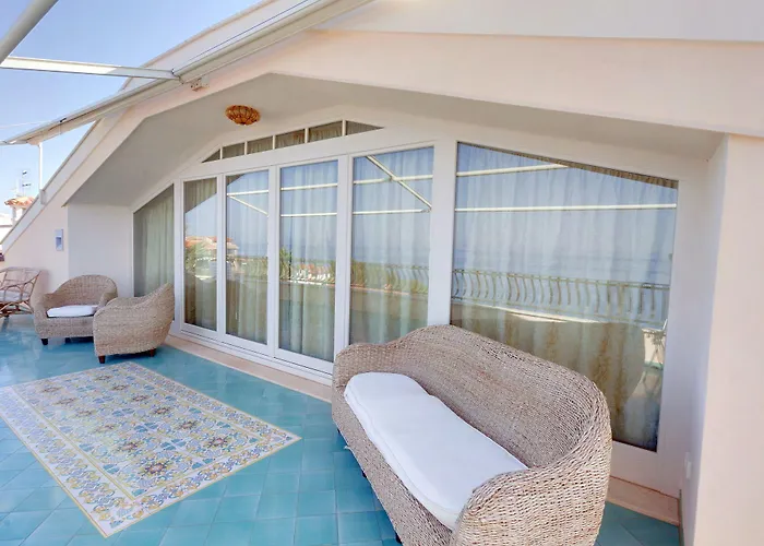 La Del Faro 住宿加早餐酒店