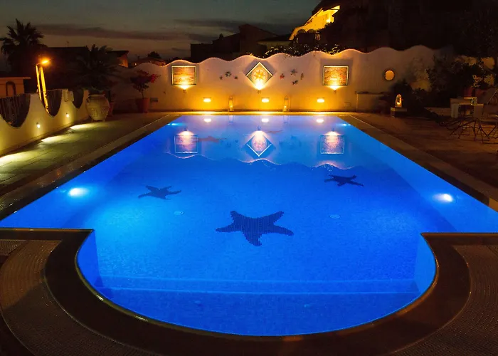 住宿加早餐酒店 La Del Faro 4*