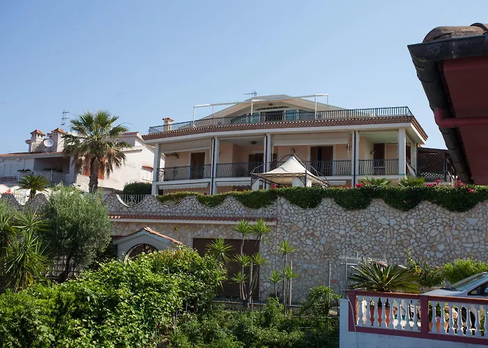 住宿加早餐酒店 La Del Faro 4*