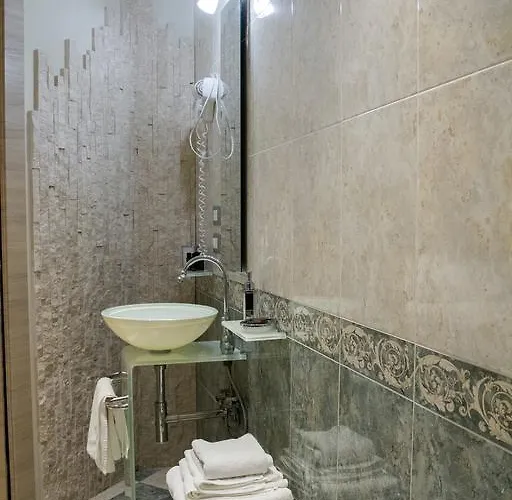 La Del Faro 斯卡莱阿